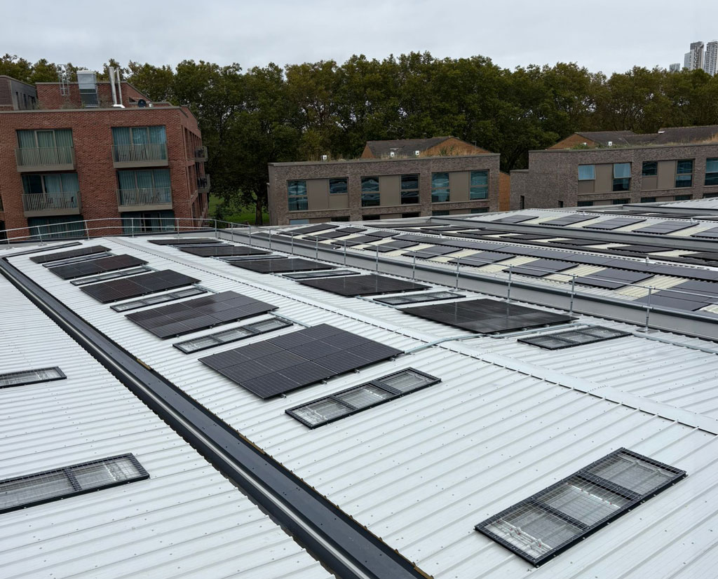 Trading Estate Contract Roofing, London